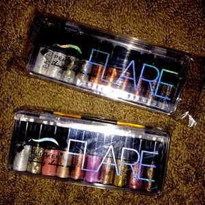 Flare glitter eyeliner/eyeshadow set of 2   20 total liners